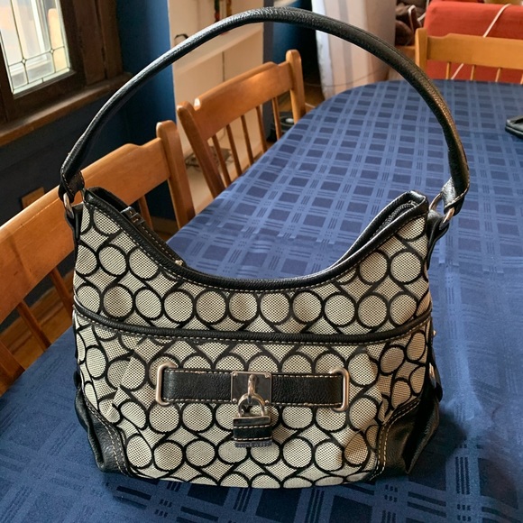 Nine West purse - Picture 2 of 5